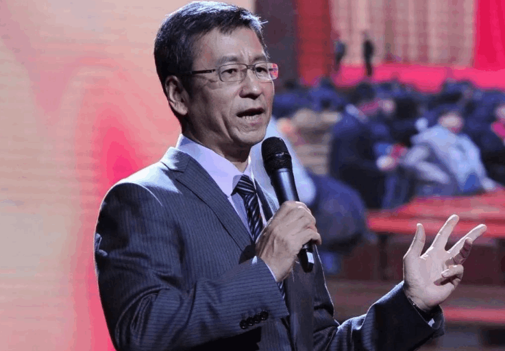 为什么不建议孩子去私立学校，白岩松谈寄宿学校的危害