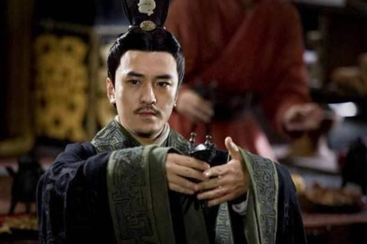 贾谊简介个人资料（贾谊是怀才不遇第一人，但帝国不允许这种牛人存在，所以活了32岁）