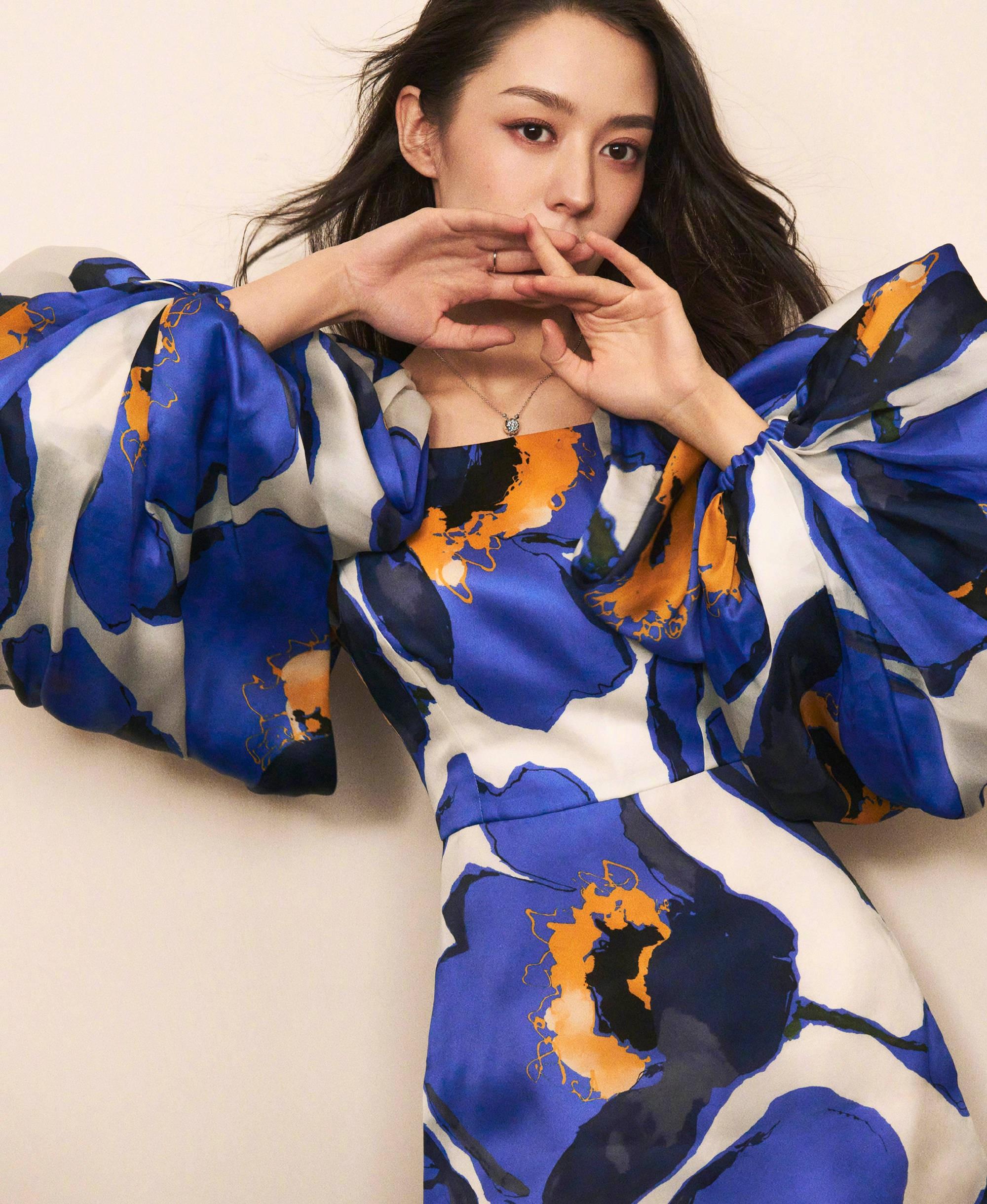 陆毅和鲍蕾以及袁弘和张歆艺合体拍情人节大片，都是最佳夫妻档