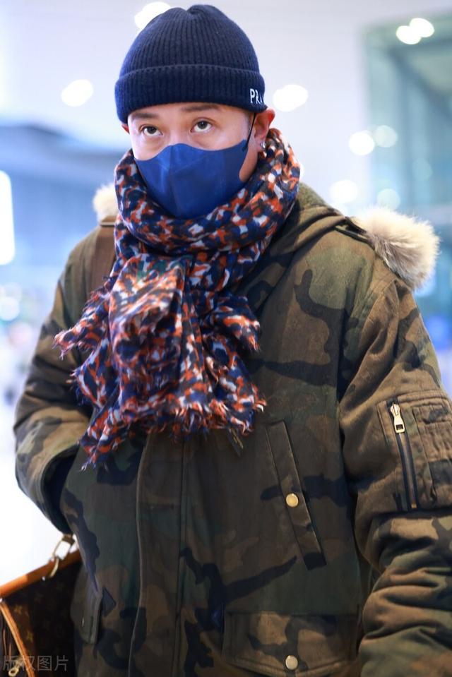 陆毅和鲍蕾以及袁弘和张歆艺合体拍情人节大片，都是最佳夫妻档