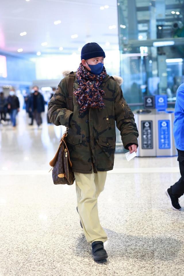 陆毅和鲍蕾以及袁弘和张歆艺合体拍情人节大片，都是最佳夫妻档