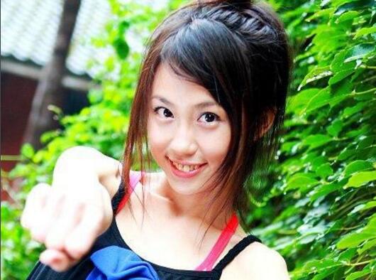 何欣纯参加了哪些节目