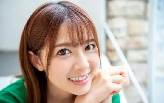 日本女星岬奈奈美美图合集，奶油治愈系女神！