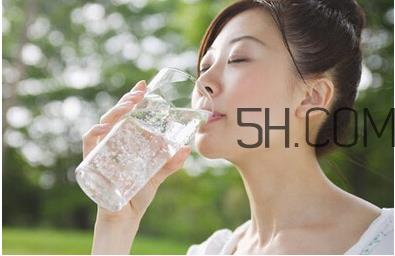 运动前吃什么好？跳绳减肥会瘦胸吗？