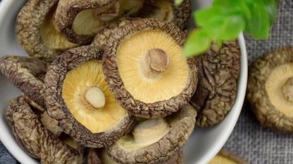 十大十大高纤维食物排行榜(干冬菇榜上排名第一) 1