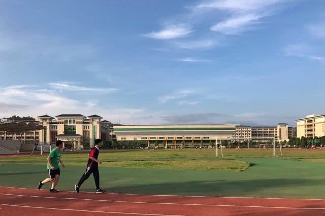 曾是广东的第二大城市，还做过两年临时省会，如今却沦为四线城市