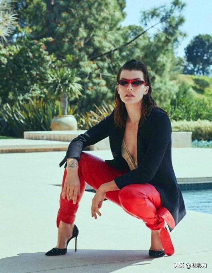 米拉·乔沃维奇|全球时尚火辣女影星|第10篇