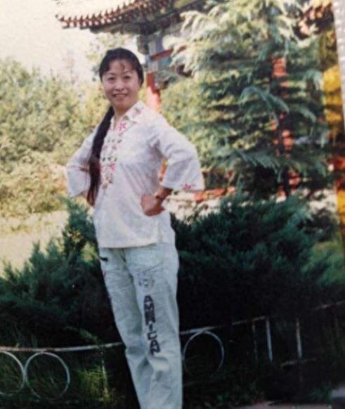 国民妈妈张少华与她的女儿苏岩,两人戏里戏外都是母女