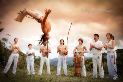 ​灵动华丽，创造力爆棚 卡波耶拉王子克劳德美感十足的巴西战舞