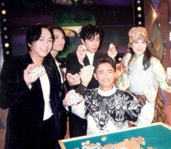 黄家驹明星合影｜在香港寻找黄家驹 谢谢你曾来过