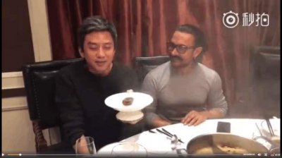 ​阿米尔汗近照曝光，53岁依然健壮似年轻小伙，与邓超成鲜明对比