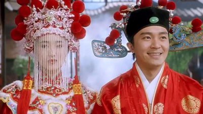 ​《唐伯虎点秋香》获得当年的香港票房冠军，然而唐寅却是穷困潦倒