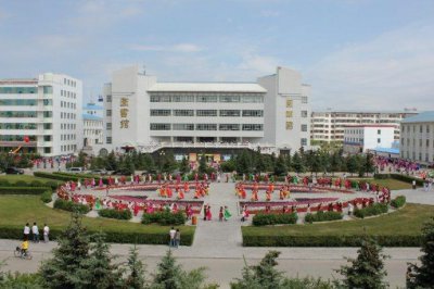 ​呼伦贝尔市大学名单