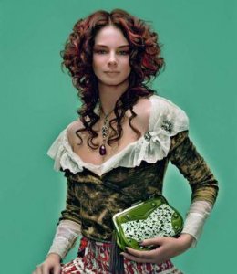 ​7款个性俏皮的女生蘑菇头发型