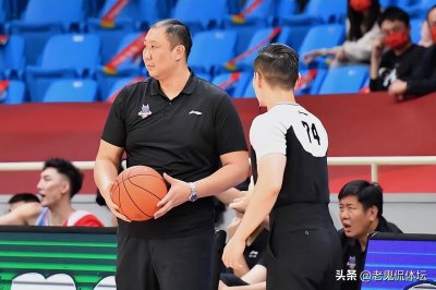 ​主帅不换！强援不走！山东媒体人出面辟谣，山东男篮主场也确定了