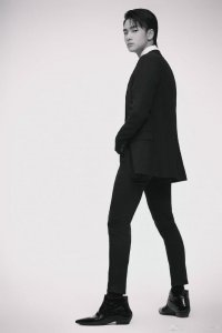 ​周震南 - 真挚无畏的发光男孩