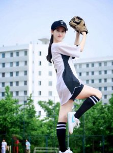 ​“奶茶妹妹”章泽天背景曝光，隐藏了整整25年，网友：小看她了