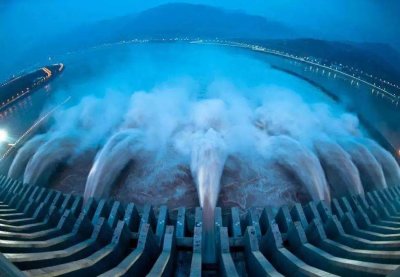 ​印度花220亿卢布建造大坝，号称超越三峡，为何开闸不到一天崩塌