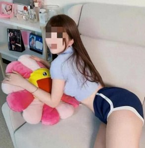 ​新型微信群淫秽表演被曝光，尺度过大 ，网友；看过都说太炸裂了