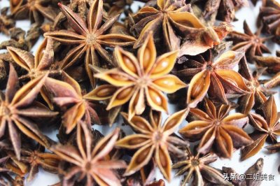 ​买八角，要注意分清八角和莽草，教您一招，以后别乱买了