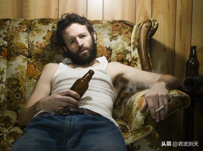 ​经常“打游戏”的男生，多半有三特征，全中能脱单的一定是开挂了