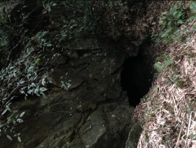 ​重庆鬼洞探奇