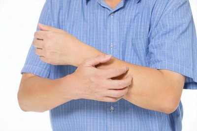 ​身上有这种瘙痒或是癌症信号,医生提醒：别以为是皮肤病,尽快检查