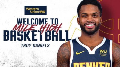 ​掘金官方：球队已经正式签下后卫特洛伊-丹尼尔斯