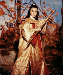 ​尔冬升个人资料简介（尔冬升主演的电影作品及票房）