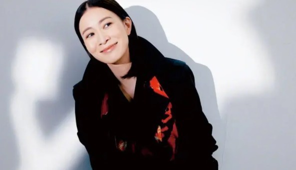 演员佘诗曼个人资料及介绍,佘诗曼历任男友有哪些