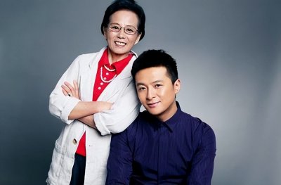 ​朱雨辰母亲朱湘玲，干预儿子两段恋情，现年43岁朱雨辰还没有结婚