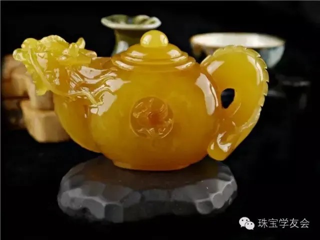 根珀和蜜蜡哪个贵(根珀和蜜蜡的区别)