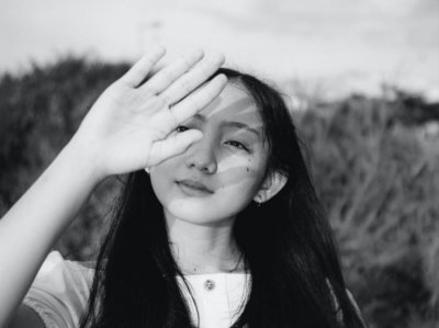 ​离婚女人本人联系电话（一个45岁离婚女人的故事）