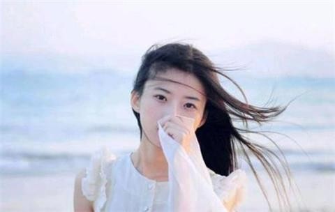 和女孩聊天突然冷场，一聊天就冷场怎么办