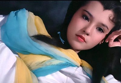 ​港星翁静晶：一婚嫁名导，再婚进赌王家族，其母是“江湖人物”