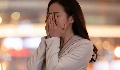 离婚女人拒绝跟你一起出游