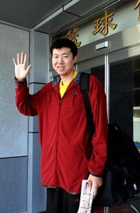 ​王治郅：离婚又再婚，愧对离世10年的母亲