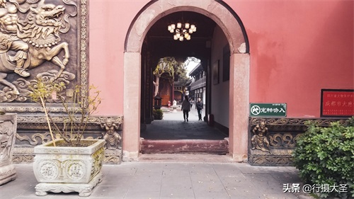 闹市里寻得静处,震旦第一丛林成都大慈寺