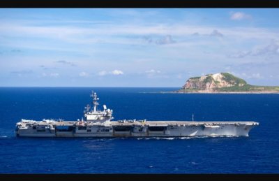 ​美航母折返台海，妄想穿越海峡？解放军严阵以待，来一对，打一双