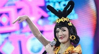 ​吃喝嫖赌只是冰山一角？明星们自曝出的黑料，一个比一个荒唐恶心