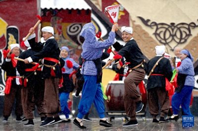 ​老陕耍社火 越“闹”越红火