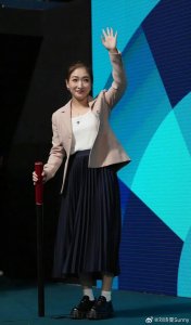 ​孙颖莎赢了，刘诗雯别哭_ZAKER新闻