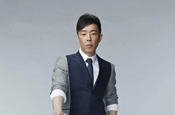 黄贯中父亲是谁（黄贯中爸爸刀砍妻子暴打儿媳朱茵）