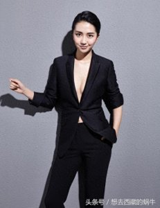 ​许龄月的性感写真，曝火辣身材