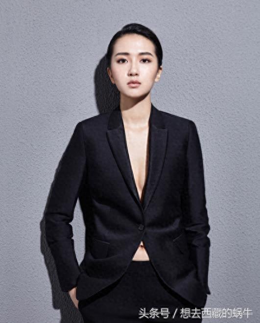 许龄月的性感写真，曝火辣身材