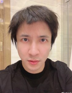 ​薛之谦父亲：妻子为给他留后死于心脏病，儿子与前妻复婚让他抱孙