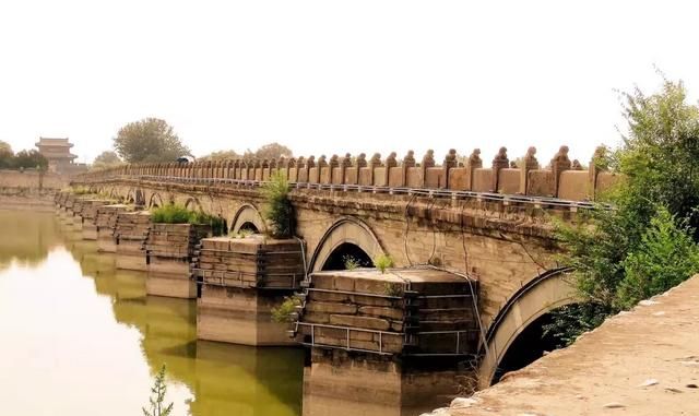 卢沟桥在哪个城市，卢沟桥在哪个省的什么地方？图2