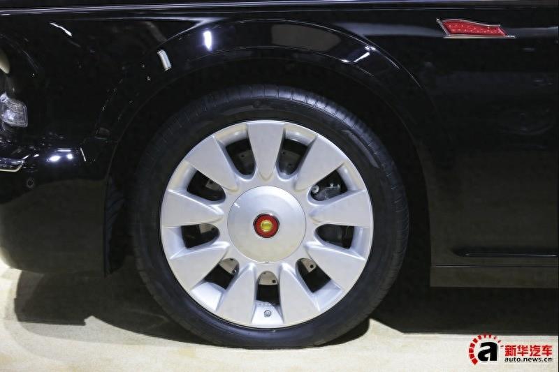 一年卖不掉50台,红旗最新500万旗舰行政车:红旗L5真值?