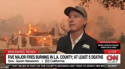 ​加州山火控制率为0，州长面对民众质问快哭了