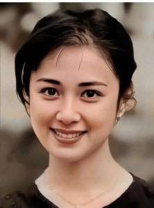 ​中国东北美女演员——傅艺伟